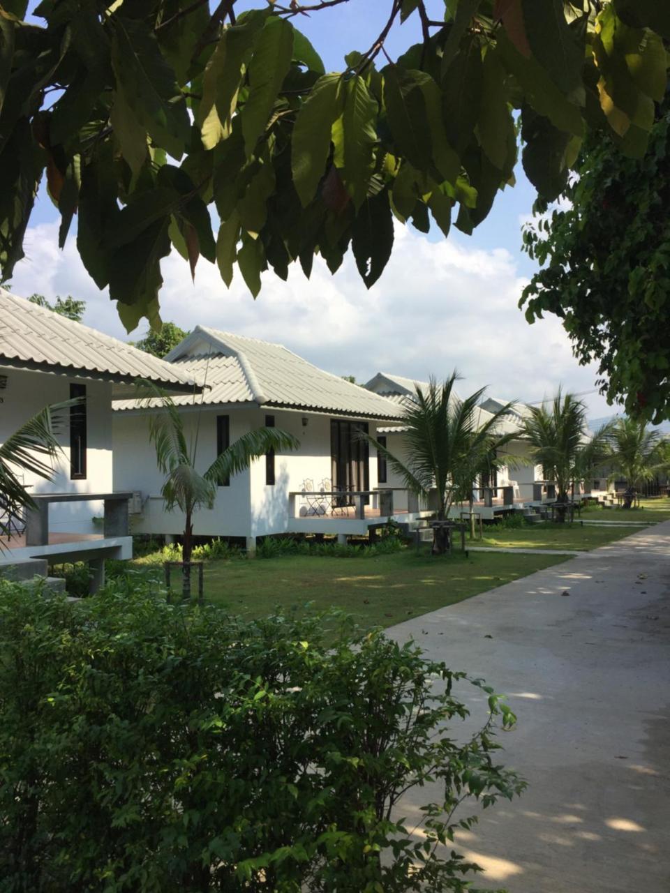 Bulan Villa Rayong Exterior foto