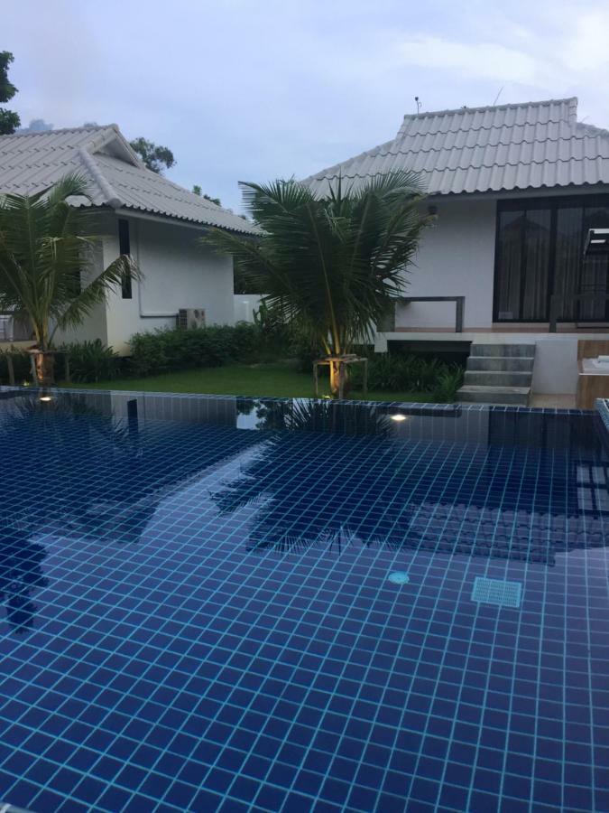 Bulan Villa Rayong Exterior foto